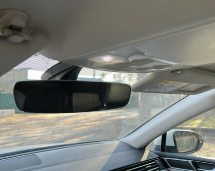 Білий Фольксваген Пассат, об'ємом двигуна 1.6 л та пробігом 236 тис. км за 14500 $, фото 15 на Automoto.ua