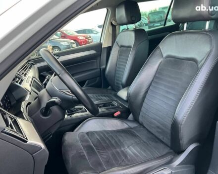 Белый Фольксваген Пассат, объемом двигателя 2 л и пробегом 316 тыс. км за 19480 $, фото 17 на Automoto.ua