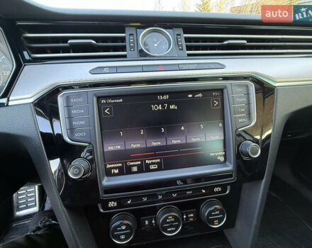 Белый Фольксваген Пассат, объемом двигателя 1.97 л и пробегом 195 тыс. км за 16999 $, фото 59 на Automoto.ua