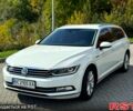 Белый Фольксваген Пассат, объемом двигателя 2 л и пробегом 230 тыс. км за 17500 $, фото 1 на Automoto.ua