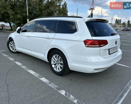 Білий Фольксваген Пассат, об'ємом двигуна 1.6 л та пробігом 214 тис. км за 14600 $, фото 7 на Automoto.ua