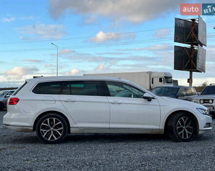 Фольксваген Пассат 2016 в Львове на Automoto.ua Белый Фольксваген Пассат, объемом двигателя 2 л и пробегом 316 тыс. км за 19480 $, фото 9 на Automoto.ua