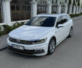 Белый Фольксваген Пассат, объемом двигателя 1.97 л и пробегом 256 тыс. км за 18000 $, фото 2 на Automoto.ua