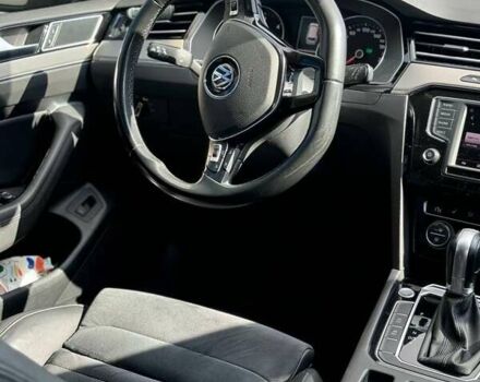 Білий Фольксваген Пассат, об'ємом двигуна 1.97 л та пробігом 230 тис. км за 17500 $, фото 16 на Automoto.ua