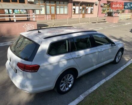 Белый Фольксваген Пассат, объемом двигателя 1.6 л и пробегом 255 тыс. км за 13700 $, фото 3 на Automoto.ua