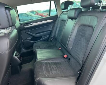 Белый Фольксваген Пассат, объемом двигателя 2 л и пробегом 316 тыс. км за 19480 $, фото 35 на Automoto.ua