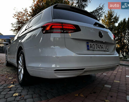 Білий Фольксваген Пассат, об'ємом двигуна 2 л та пробігом 336 тис. км за 14800 $, фото 20 на Automoto.ua