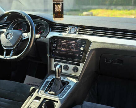 Белый Фольксваген Пассат, объемом двигателя 1.6 л и пробегом 248 тыс. км за 13600 $, фото 7 на Automoto.ua