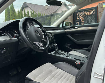 Белый Фольксваген Пассат, объемом двигателя 1.97 л и пробегом 254 тыс. км за 15500 $, фото 16 на Automoto.ua