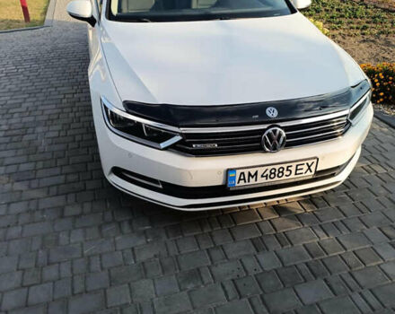 Білий Фольксваген Пассат, об'ємом двигуна 1.6 л та пробігом 207 тис. км за 13600 $, фото 9 на Automoto.ua