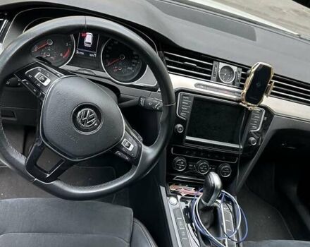 Білий Фольксваген Пассат, об'ємом двигуна 1.97 л та пробігом 290 тис. км за 19200 $, фото 2 на Automoto.ua