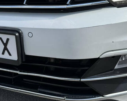 Белый Фольксваген Пассат, объемом двигателя 1.97 л и пробегом 256 тыс. км за 18000 $, фото 36 на Automoto.ua