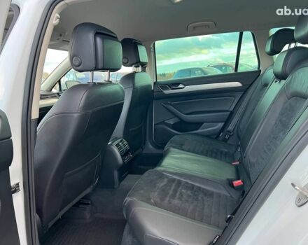 Белый Фольксваген Пассат, объемом двигателя 2 л и пробегом 316 тыс. км за 19480 $, фото 36 на Automoto.ua