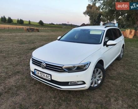 Білий Фольксваген Пассат, об'ємом двигуна 1.6 л та пробігом 298 тис. км за 13450 $, фото 6 на Automoto.ua