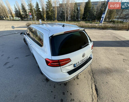Белый Фольксваген Пассат, объемом двигателя 1.97 л и пробегом 195 тыс. км за 16999 $, фото 13 на Automoto.ua