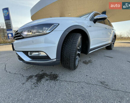 Белый Фольксваген Пассат, объемом двигателя 1.97 л и пробегом 195 тыс. км за 16999 $, фото 22 на Automoto.ua