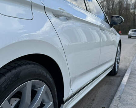 Белый Фольксваген Пассат, объемом двигателя 1.97 л и пробегом 256 тыс. км за 18000 $, фото 7 на Automoto.ua