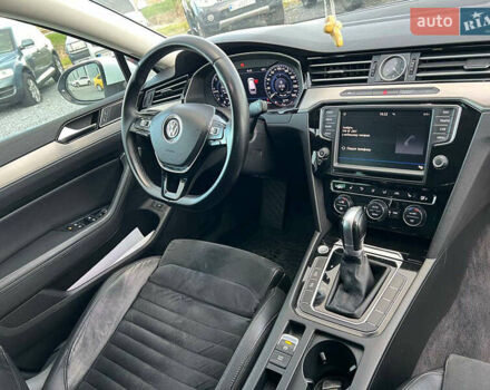 Фольксваген Пассат 2016 в Львове на Automoto.ua Белый Фольксваген Пассат, объемом двигателя 2 л и пробегом 316 тыс. км за 19480 $, фото 43 на Automoto.ua