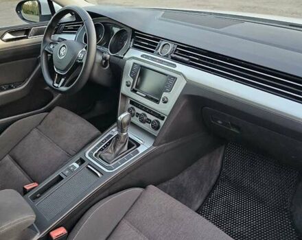 Белый Фольксваген Пассат, объемом двигателя 1.97 л и пробегом 274 тыс. км за 12900 $, фото 24 на Automoto.ua