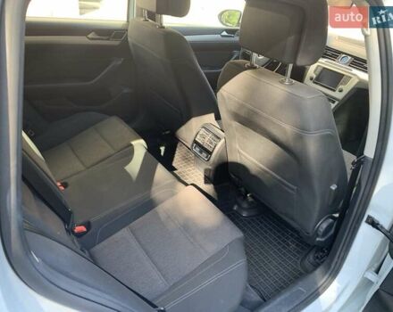 Белый Фольксваген Пассат, объемом двигателя 1.6 л и пробегом 255 тыс. км за 13700 $, фото 14 на Automoto.ua