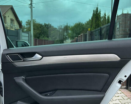 Белый Фольксваген Пассат, объемом двигателя 1.97 л и пробегом 254 тыс. км за 15500 $, фото 15 на Automoto.ua