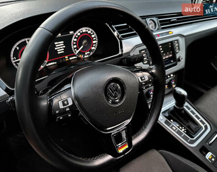 Білий Фольксваген Пассат, об'ємом двигуна 2 л та пробігом 336 тис. км за 14800 $, фото 65 на Automoto.ua