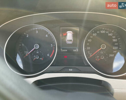 Білий Фольксваген Пассат, об'ємом двигуна 1.97 л та пробігом 123 тис. км за 18500 $, фото 14 на Automoto.ua
