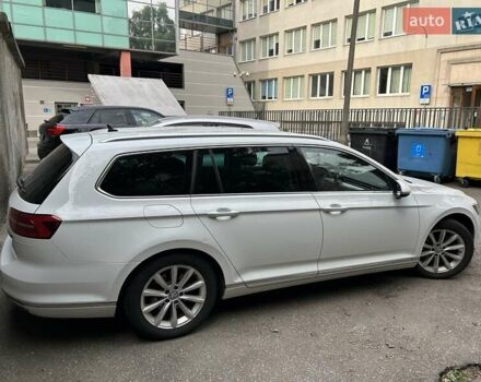 Білий Фольксваген Пассат, об'ємом двигуна 1.97 л та пробігом 290 тис. км за 19200 $, фото 15 на Automoto.ua