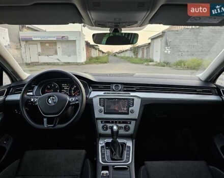 Белый Фольксваген Пассат, объемом двигателя 1.97 л и пробегом 274 тыс. км за 12900 $, фото 30 на Automoto.ua