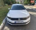 Белый Фольксваген Пассат, объемом двигателя 1.6 л и пробегом 255 тыс. км за 13700 $, фото 1 на Automoto.ua