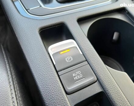 Белый Фольксваген Пассат, объемом двигателя 2 л и пробегом 316 тыс. км за 19480 $, фото 30 на Automoto.ua