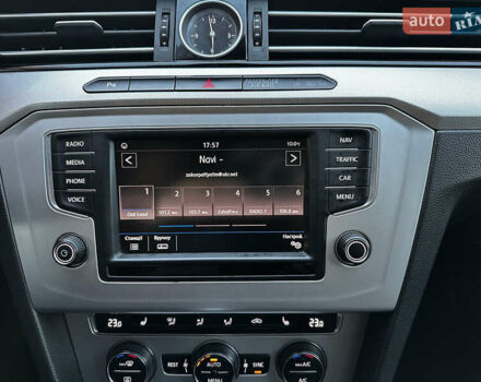 Білий Фольксваген Пассат, об'ємом двигуна 2 л та пробігом 336 тис. км за 14800 $, фото 50 на Automoto.ua