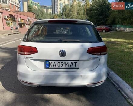 Белый Фольксваген Пассат, объемом двигателя 1.6 л и пробегом 255 тыс. км за 13700 $, фото 2 на Automoto.ua