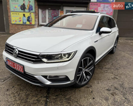 Белый Фольксваген Пассат, объемом двигателя 2 л и пробегом 169 тыс. км за 23999 $, фото 18 на Automoto.ua