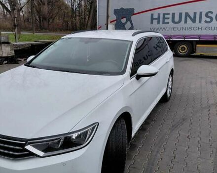 Білий Фольксваген Пассат, об'ємом двигуна 1.97 л та пробігом 274 тис. км за 13000 $, фото 5 на Automoto.ua