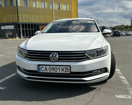 Білий Фольксваген Пассат, об'ємом двигуна 1.6 л та пробігом 214 тис. км за 14600 $, фото 2 на Automoto.ua
