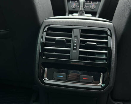 Белый Фольксваген Пассат, объемом двигателя 1.97 л и пробегом 254 тыс. км за 15500 $, фото 25 на Automoto.ua