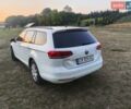 Білий Фольксваген Пассат, об'ємом двигуна 1.6 л та пробігом 312 тис. км за 13200 $, фото 1 на Automoto.ua