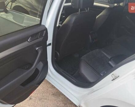 Белый Фольксваген Пассат, объемом двигателя 2 л и пробегом 282 тыс. км за 14700 $, фото 18 на Automoto.ua