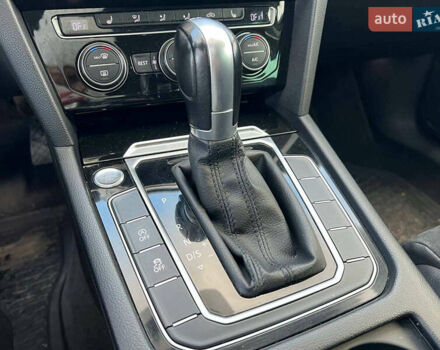 Фольксваген Пассат 2016 в Львове на Automoto.ua Белый Фольксваген Пассат, объемом двигателя 2 л и пробегом 316 тыс. км за 19480 $, фото 29 на Automoto.ua