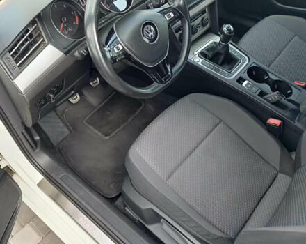 Білий Фольксваген Пассат, об'ємом двигуна 1.6 л та пробігом 207 тис. км за 13600 $, фото 3 на Automoto.ua