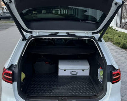 Белый Фольксваген Пассат, объемом двигателя 1.97 л и пробегом 256 тыс. км за 18000 $, фото 29 на Automoto.ua