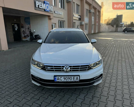 Белый Фольксваген Пассат, объемом двигателя 1.97 л и пробегом 289 тыс. км за 16800 $, фото 4 на Automoto.ua