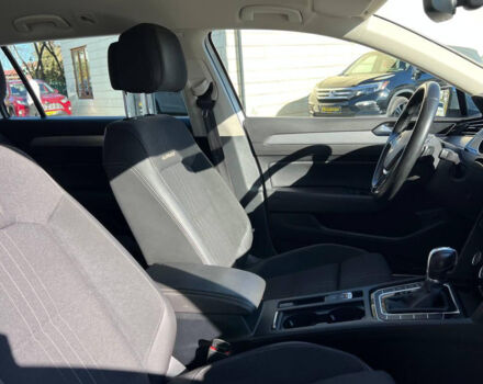 Білий Фольксваген Пассат, об'ємом двигуна 2 л та пробігом 198 тис. км за 20700 $, фото 23 на Automoto.ua