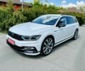 Белый Фольксваген Пассат, объемом двигателя 0 л и пробегом 250 тыс. км за 16800 $, фото 1 на Automoto.ua