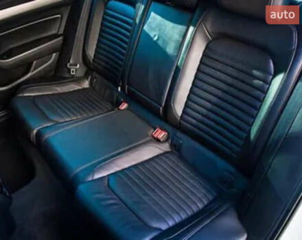 Фольксваген Пассат 2017 в Днепре (Днепропетровске) на Automoto.ua Белый Фольксваген Пассат, объемом двигателя 1.97 л и пробегом 250 тыс. км за 19300 $, фото 24 на Automoto.ua