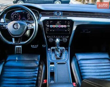 Фольксваген Пассат 2017 в Днепре (Днепропетровске) на Automoto.ua Белый Фольксваген Пассат, объемом двигателя 1.97 л и пробегом 250 тыс. км за 19300 $, фото 3 на Automoto.ua