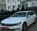 Белый Фольксваген Пассат, объемом двигателя 2 л и пробегом 240 тыс. км за 13950 $, фото 1 на Automoto.ua