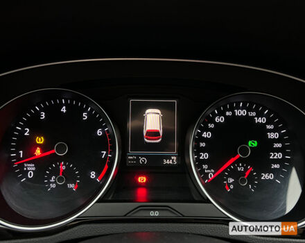 Белый Фольксваген Пассат, объемом двигателя 1.8 л и пробегом 182 тыс. км за 15999 $, фото 16 на Automoto.ua