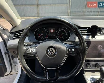 Білий Фольксваген Пассат, об'ємом двигуна 1.97 л та пробігом 198 тис. км за 17800 $, фото 41 на Automoto.ua